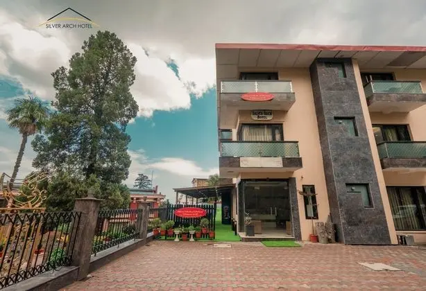 Silver Arch Hotel