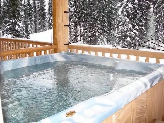 Silver Bullet Inn by Apex Accommodations