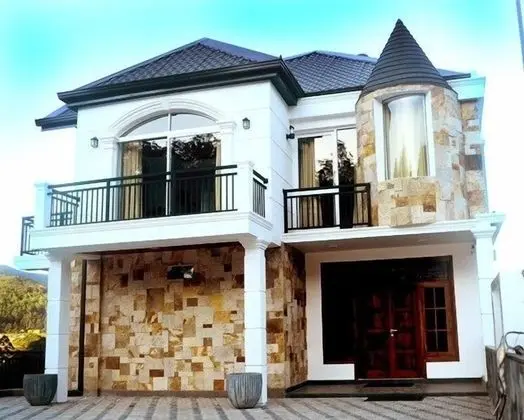 Hotel Silver Dew