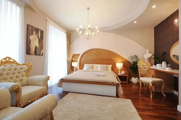 Silver & Gold Luxury Rooms - Öne Çıkan Resim