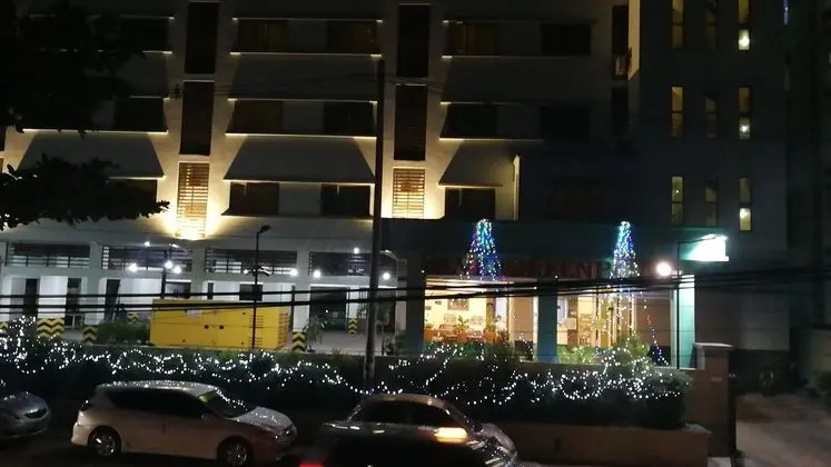SILVER GREEN HOTEL