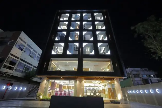 Hotel Silver Heights