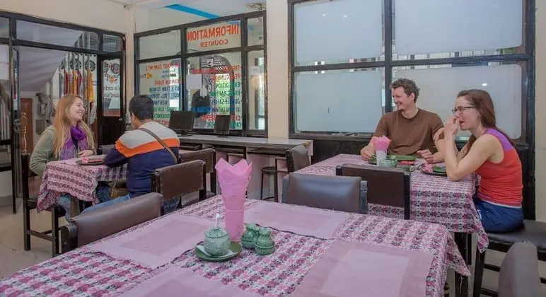 Hotel Silver Home - Yerinde Yemek
