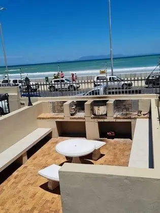 Silver lining beach apartment