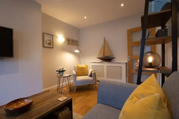 Silverdale Mews - Bar