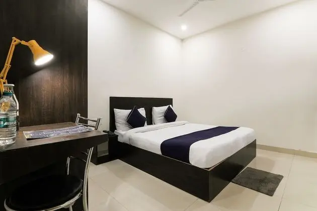 SilverKey Executive stays 24588 CD Sohna Road - Öne Çıkan Resim