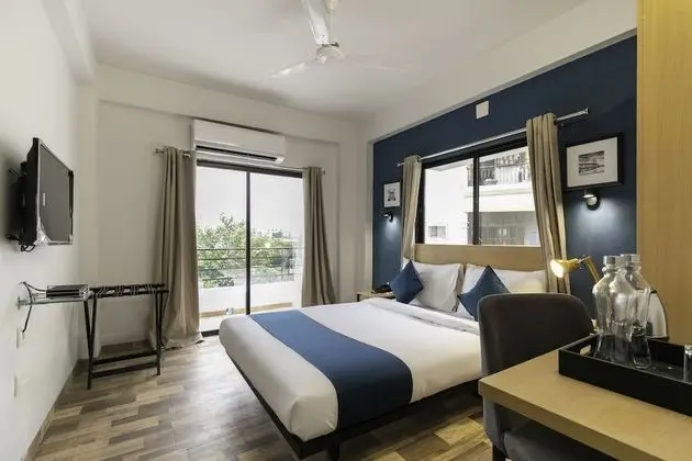 SilverKey Executive Stays 42958 SG Highway - Öne Çıkan Resim