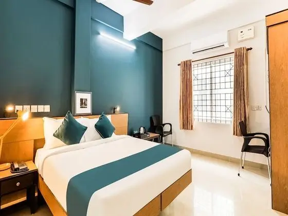 SilverKey Executive Stays 45762 Accadia Residency