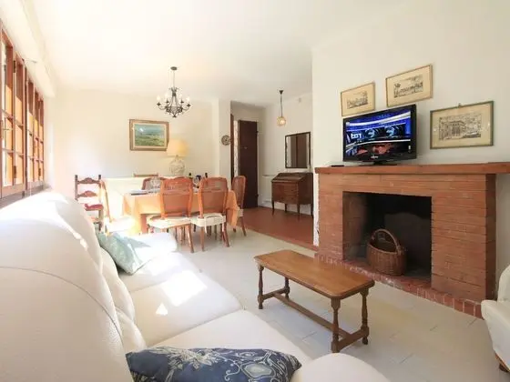 Silvia Forte dei Marmi - Oda