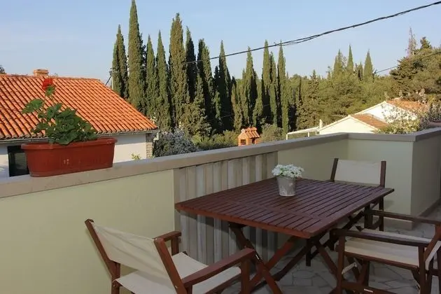 Silvia - Open Pool - H