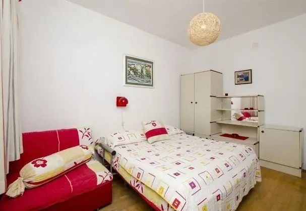 Sim - 130 m From sea - A2 Crveni - Oda