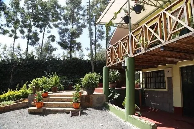 Simani Guest House