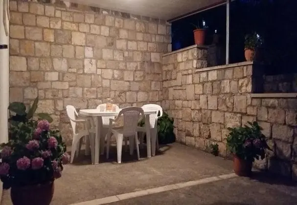 Šimi - Free Parking - A1