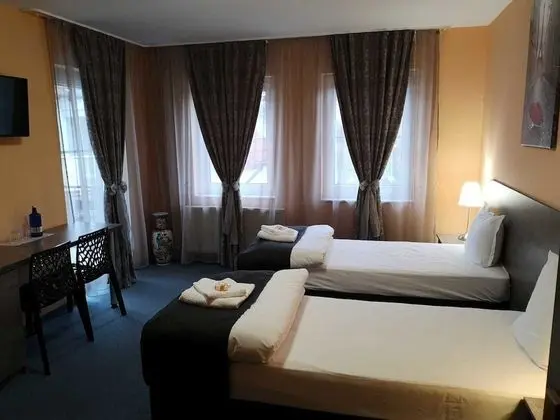 Simona Hotel Frankfurt Airport