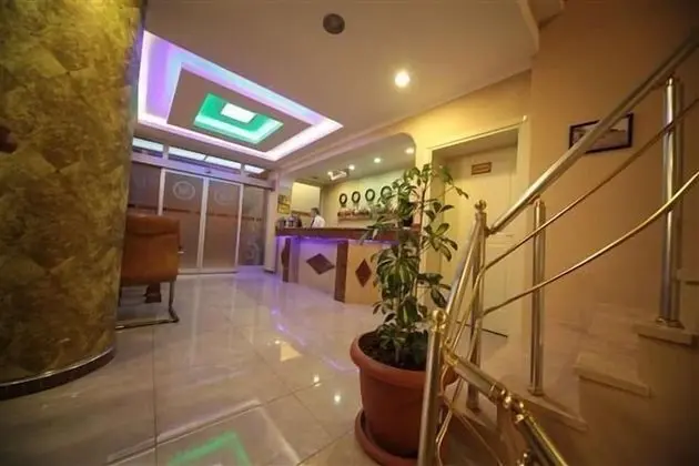 Simper Hotel - Lobi