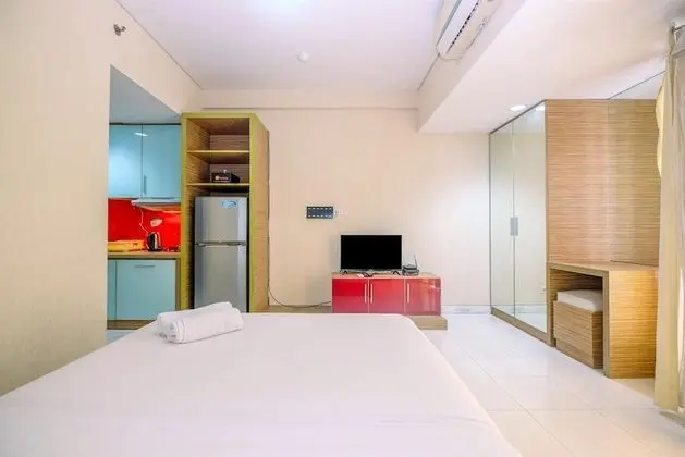 Simple And Comfy Studio Room At Tamansari Sudirman Apartment - Oda