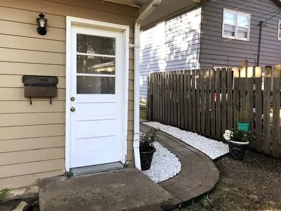 Simple, Cozy 1-bed Close to University of Kansas