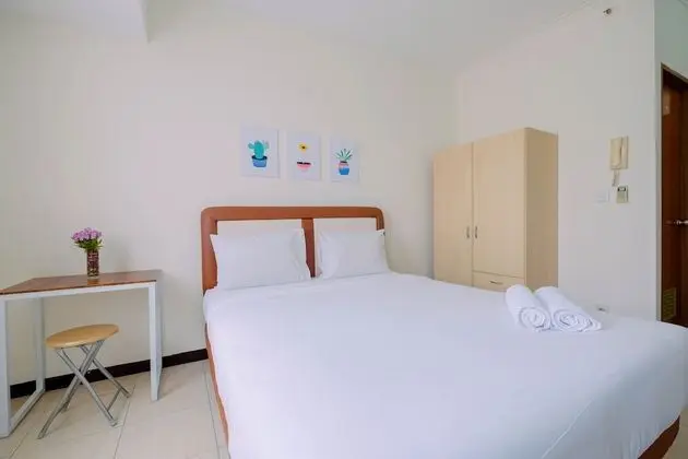 Simple Furnished Studio Apartment at Maple Park