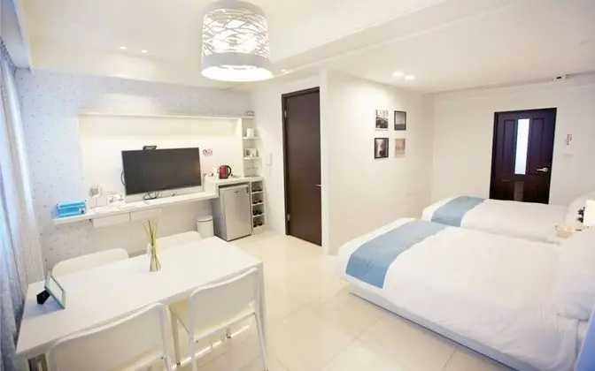Simple House - Öne Çıkan Resim