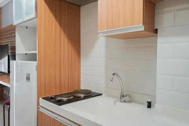 Simple Studio Apartment At Signature Park Grande Mt Haryono - Mutfak