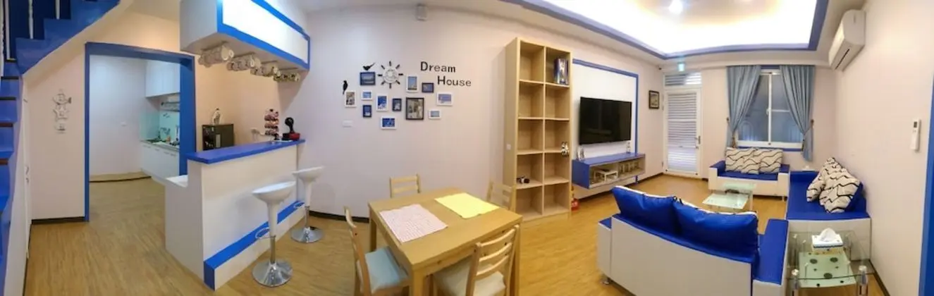 Simple Travel - Hostel - Öne Çıkan Resim