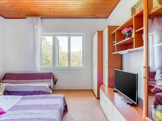 Simplistic Apartment in Šibenik near Sea Beach - Öne Çıkan Resim