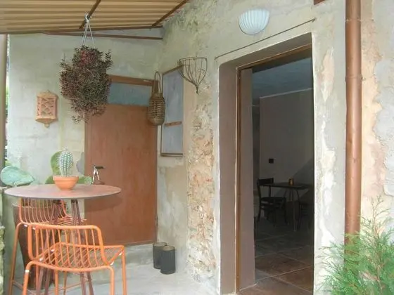 Simplistic Holiday Home in Molina di Quosa With Terrace