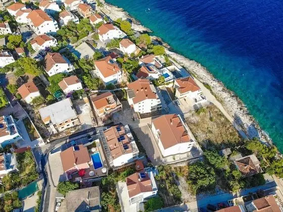 Simplistic Holiday Home in Okrug Gornji With Swimming Pool