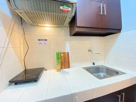 Simply 2BR at Majesty Apartment - Mutfak