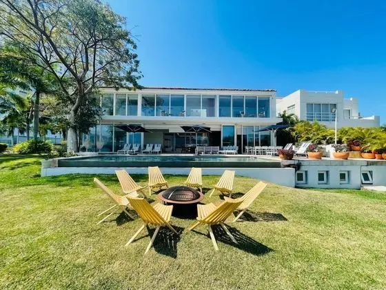 Simply The Best Villa in Vallarta - Oda