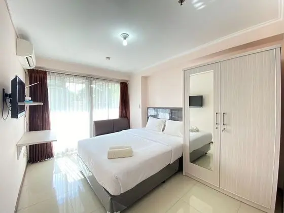 Simply Bright Studio Room at Gateway Pasteur Apartment