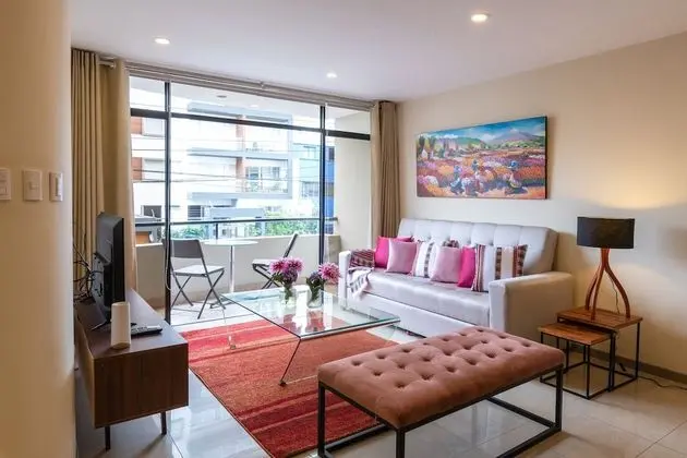 Simply Comfort Gorgeous Miraflores Aprt - Öne Çıkan Resim