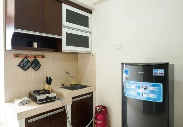 Simply Furnished 2BR Apartment at Puri Park View - Mutfak