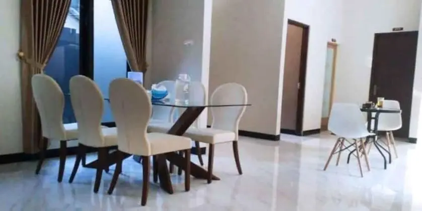 Simply Homy Guest House Purbalingga - İç Mekan