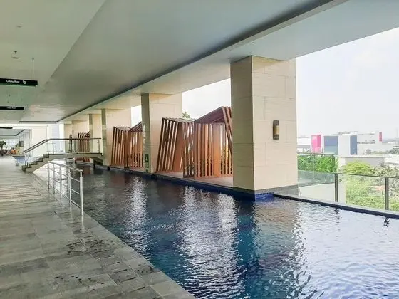 Simply Look And Warm Studio Apartment At B Residence - Dış Mekan