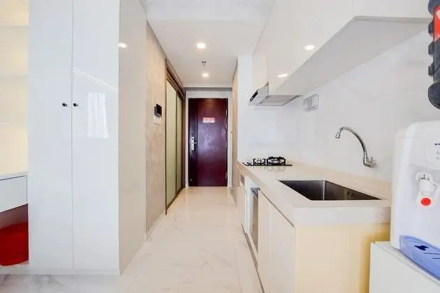 Simply And Restful Studio Apartment At Sky House Bsd - Mutfak