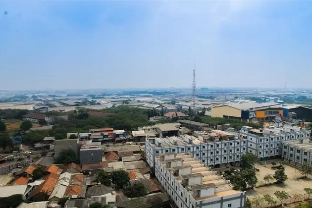 Simply Studio at The Oasis Cikarang Apartment