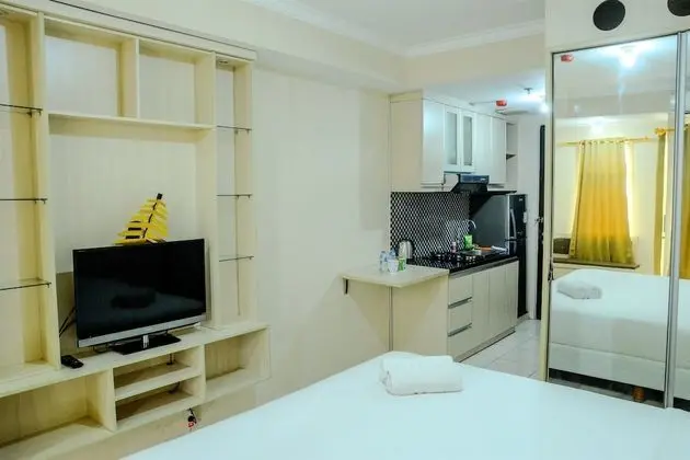 Simply Studio Room at Grand Serpong Apartment By Travelio - Öne Çıkan Resim