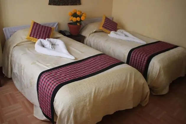 Simrika Homes Bed and Breakfast - Oda