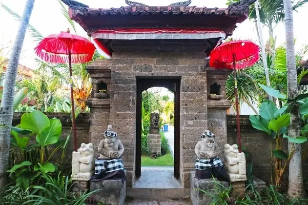 Sinar Bali Hotel - Dış Mekan