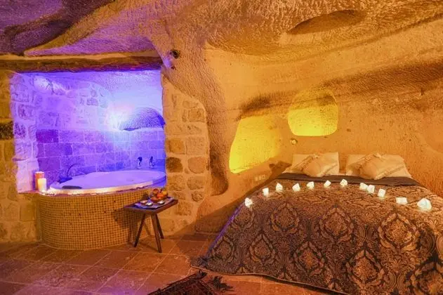 Sinasos Palace Cave Hotel - Jakuzi