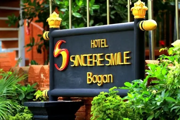 Hotel Sincere Smile Bagan - 1