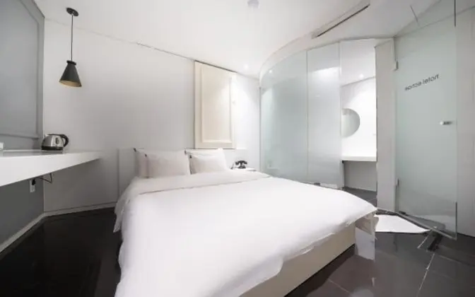 Sinchon Ichae Self Check in Hotel - Oda