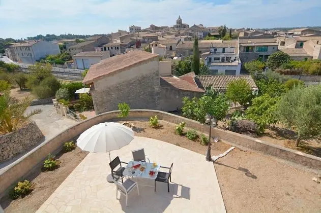 Sineu Mallorcan Renovated Holiday House