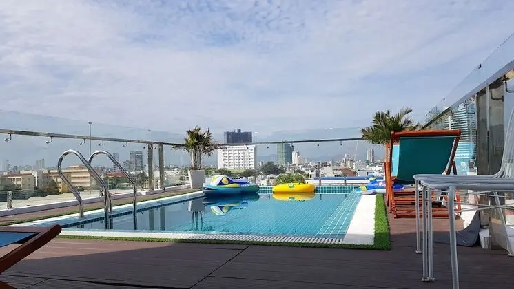 Sing Hotel