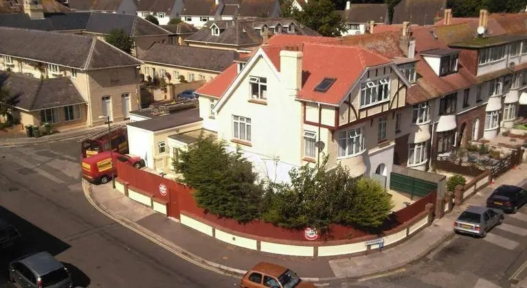 Singer House