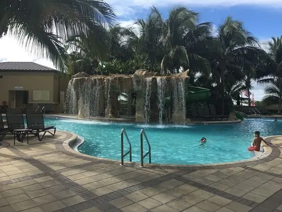 Singer Island Resort & Spa Private Owner - Havuz