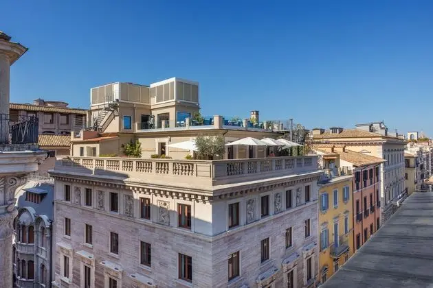 SINGER PALACE HOTEL