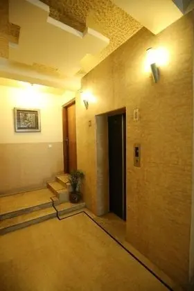Hotel Singh Sahib - Dış Mekan