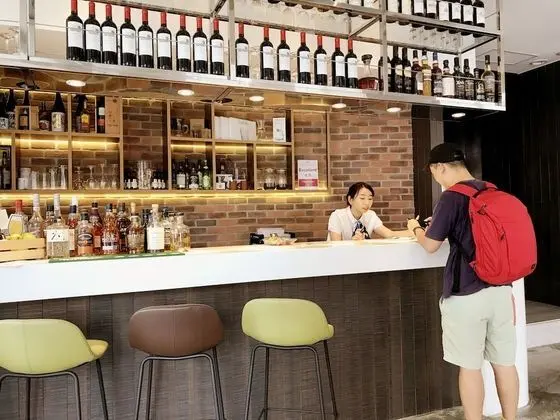 Single Inn Kaohsiung Station Hostel - Lobi